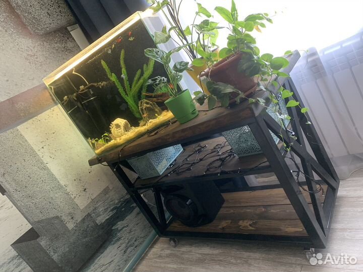 Столик в стиле лофт