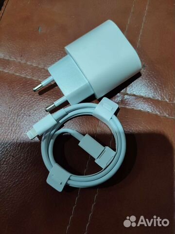 Зарядное устройство для iPhone