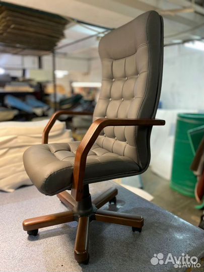 Компьютерное кресло