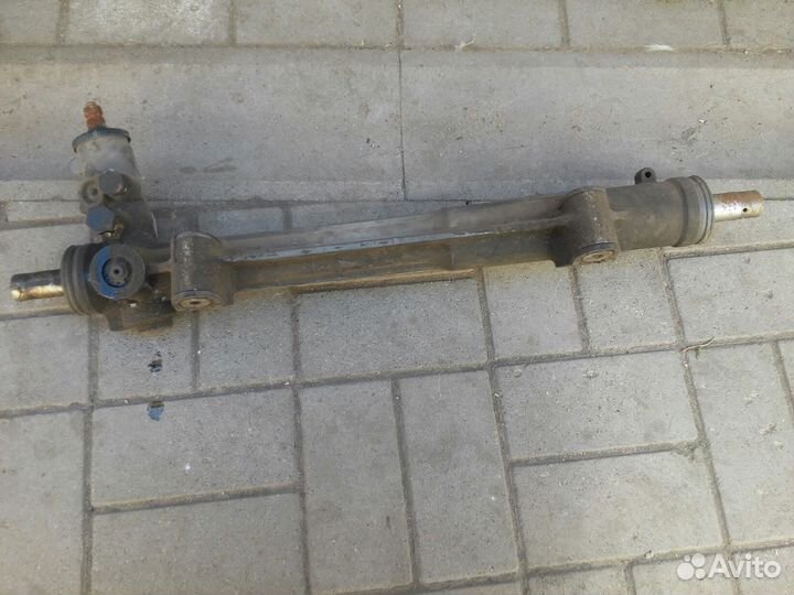 Продам рулевую рейку