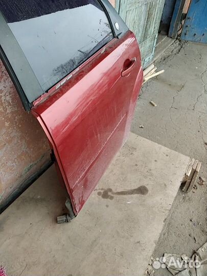 Дверь задняя левая Ford Focus 2