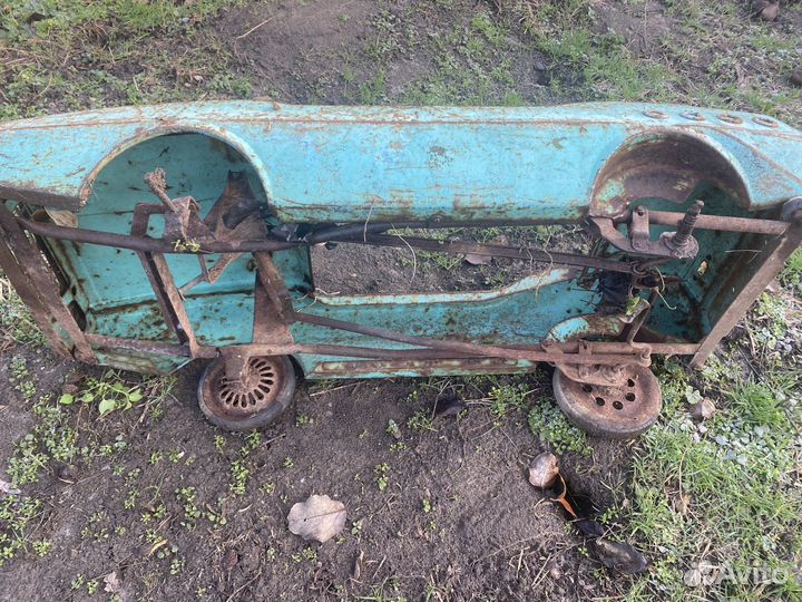 Педальная машинка СССР москвич