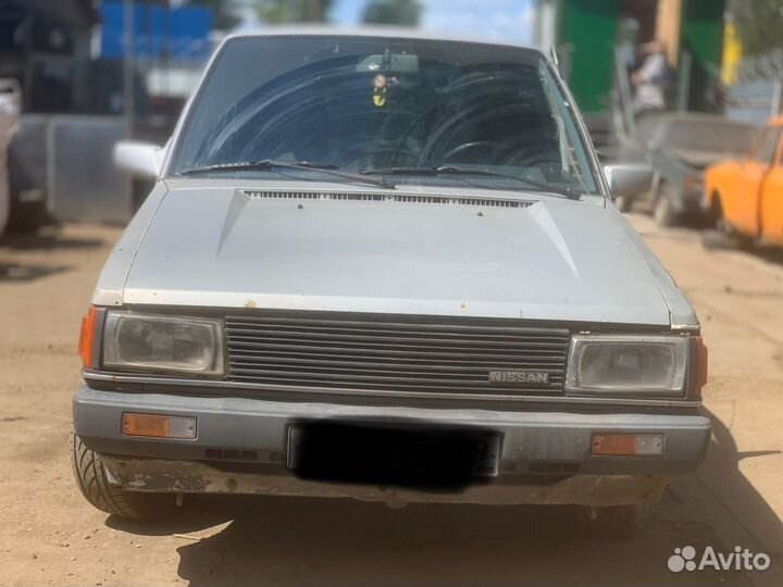 В разборе Nissan Prairie 1.8 1986