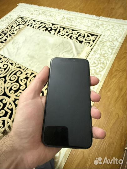 iPhone 11 Pro, 64 ГБ