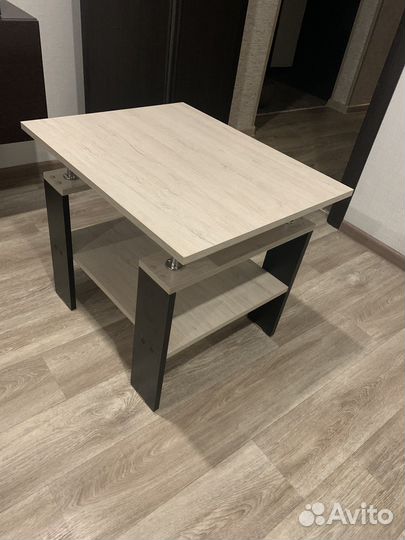 Журнальный стол