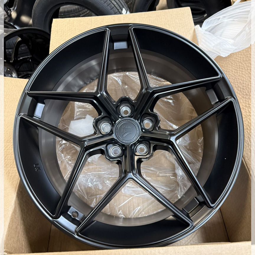 Литые диски HRE FF11 8.5×R19 5×114.3