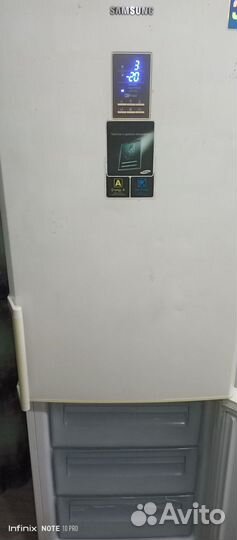 Холодильник самсунг бу - 2х камерный No Frost