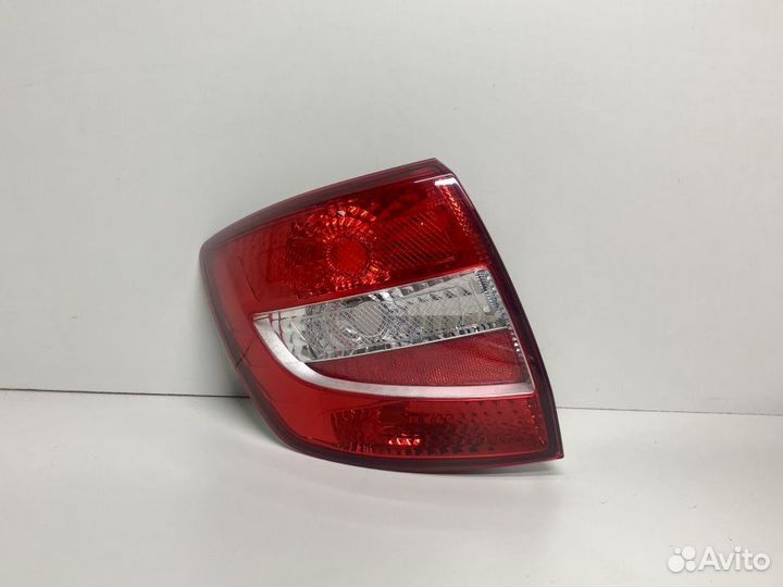 Фонарь задний левый LADA Granta 2190 2011-2015