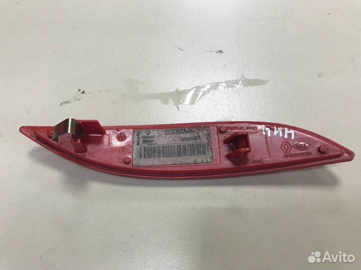 Светоотражатель в бампер задний левый