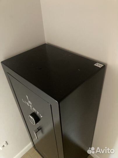 Сейф Liberty 20BKT-CH