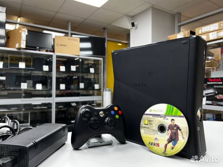 Игровая приставка Microsoft Xbox 360 S 250 гб