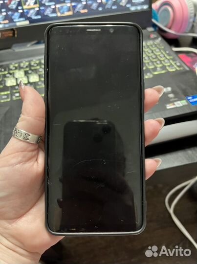 Samsung Galaxy S9, 4/64 ГБ