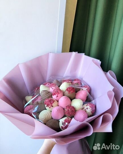 Букет из клубники в шоколаде