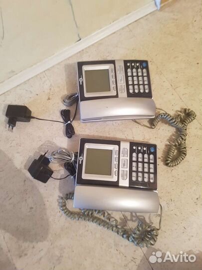 Проводные телефоны