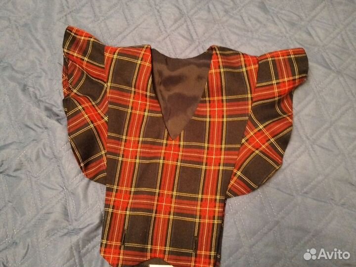 Форма школьная, нагрудник