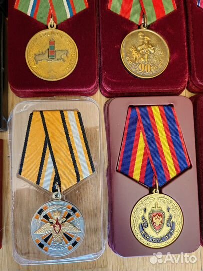 Ордена и медали