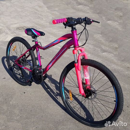 Новый женский велосипед Stels Miss 5000