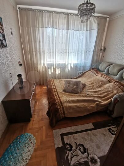 3-к. квартира, 74 м², 4/5 эт.