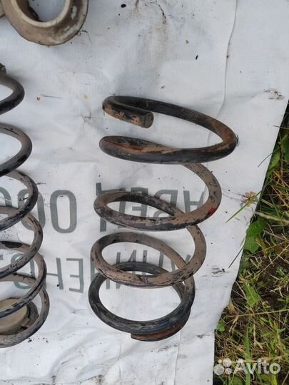 Пружина peugeot 307