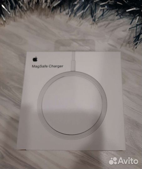 Беспроводная зарядка для iPhone