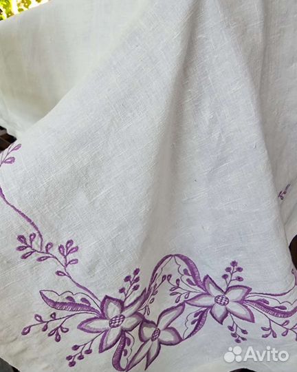 Скатерть льняная с вышивкой винтажная