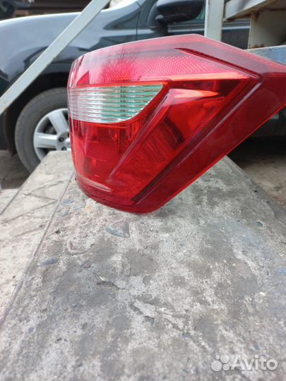 Задний правый фонарь LADA vesta sw