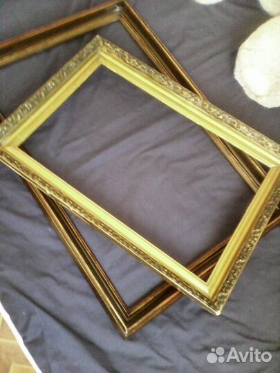 Старые рамы под картины