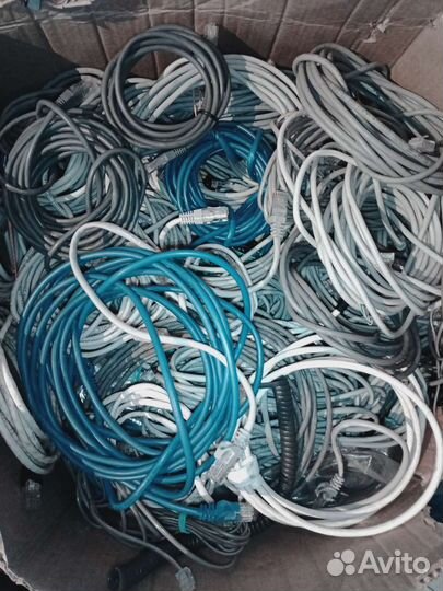 Кабель для интернета и соединители