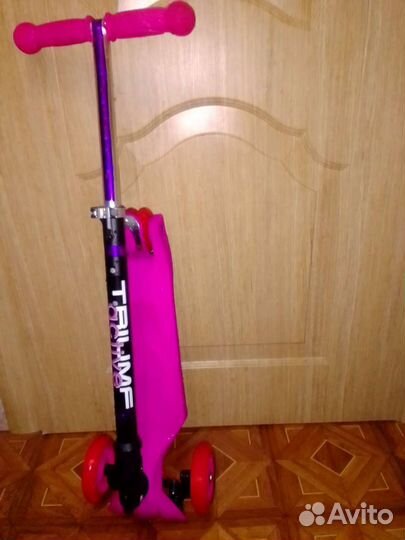 Самокат детский светящиеся колеса (до 60 кг)