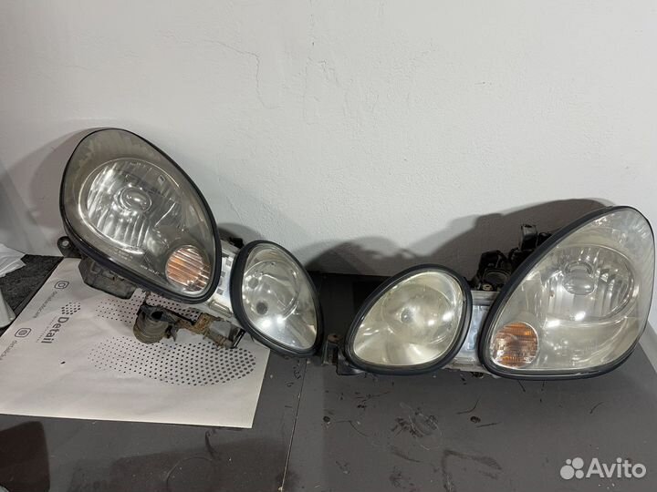 Фара левая Lexus gs300