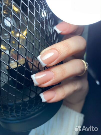 Маникюр на дому