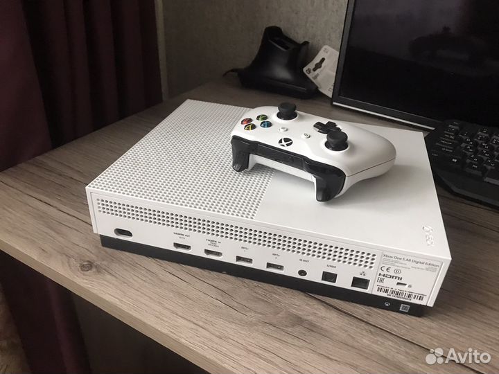 Xbox one s 1000gb