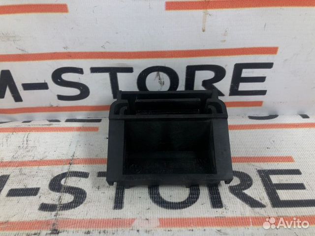 Крепление радиатора правое Bmw X5 E53 M54B30 2005