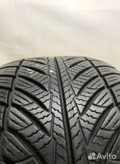 Goodyear UltraGrip 8 Performance 245/45 R18 99W