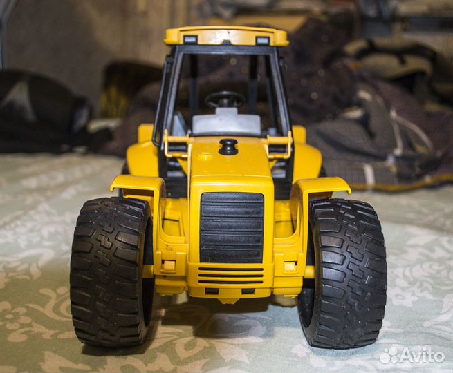 Игрушка Трактор Bruder Германия