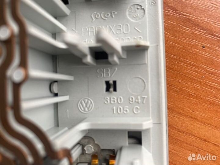 Плафон салонный Vw Touran BSX 2008