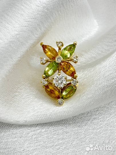 Золотой кулон с бриллиантами 750 проба 3.06 гр