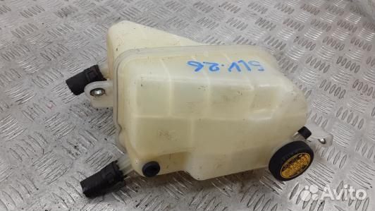 Бачок расширительный toyota auris E150 (5LV26NP01)