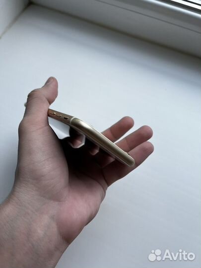 iPhone 6S, 64 ГБ