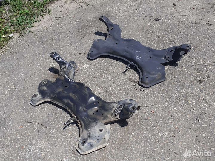 Подрамник Hyundai Solaris 1 Kia Rio 3