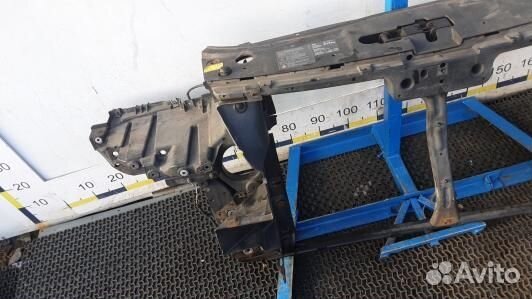 Передняя панель крепления облицовки (телевизор) vo