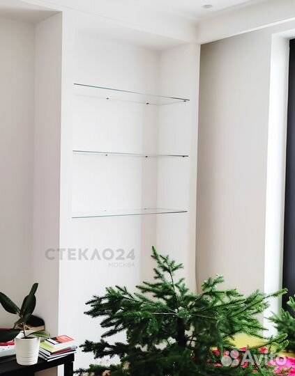 Изготовление полок из стекла на заказ