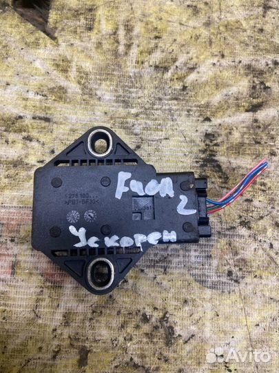Датчик ускорения Nissan Fuga Y50 VQ35DE 2006