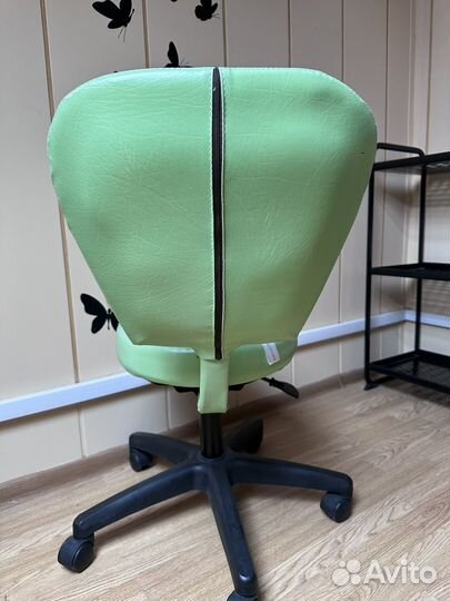 Стул для косметолога