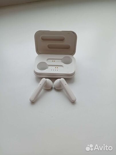 Беспроводные наушники hiper