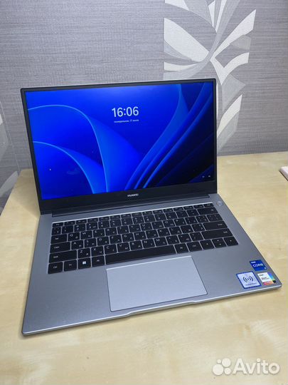 Ноутбук huswei D14