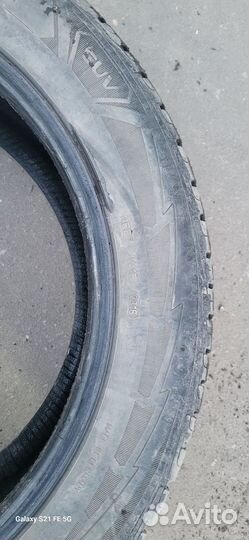 Goodyear Ultra Grip Ice Arctic 2 SUV 235/55 R19 105T