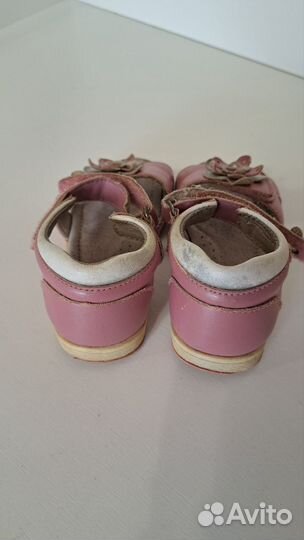 Босоножки для девочки