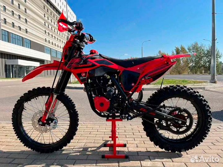 Мотоцикл fxmoto YX300