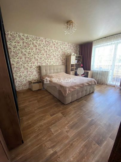 2-к. квартира, 63 м², 2/5 эт.